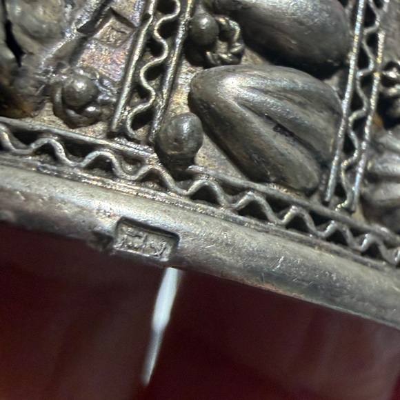 Intricate 900 Silver Vintage Egyptian Revival Cuff Pharaoh Motifs (2) - Picture 4 of 10